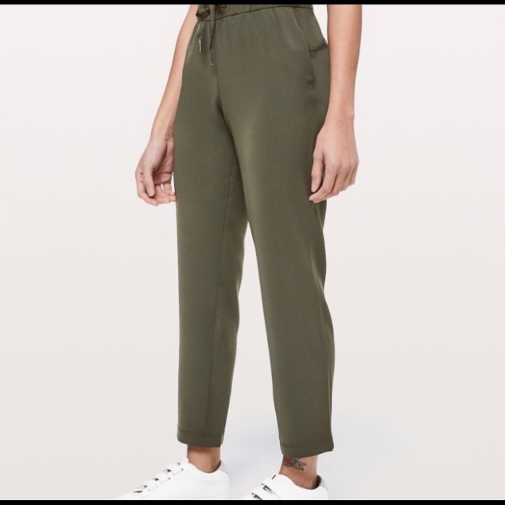 Lululemon On The Fly Pant
